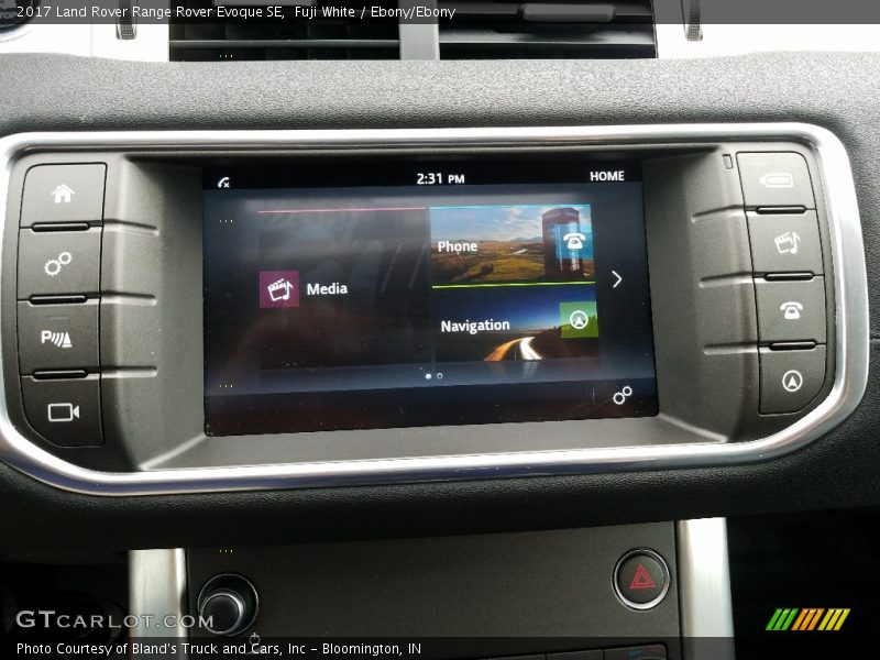 Fuji White / Ebony/Ebony 2017 Land Rover Range Rover Evoque SE