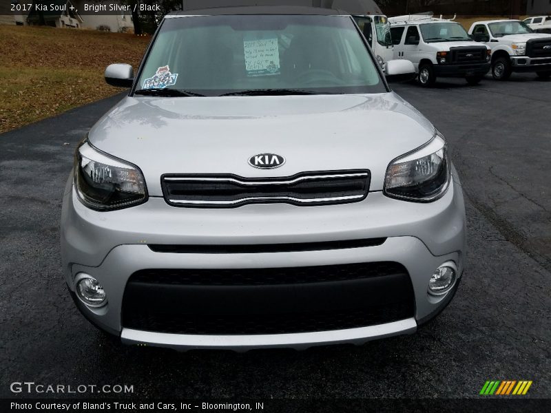 Bright Silver / Black 2017 Kia Soul +