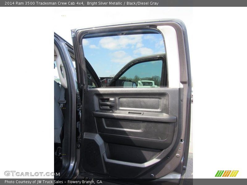 Bright Silver Metallic / Black/Diesel Gray 2014 Ram 3500 Tradesman Crew Cab 4x4