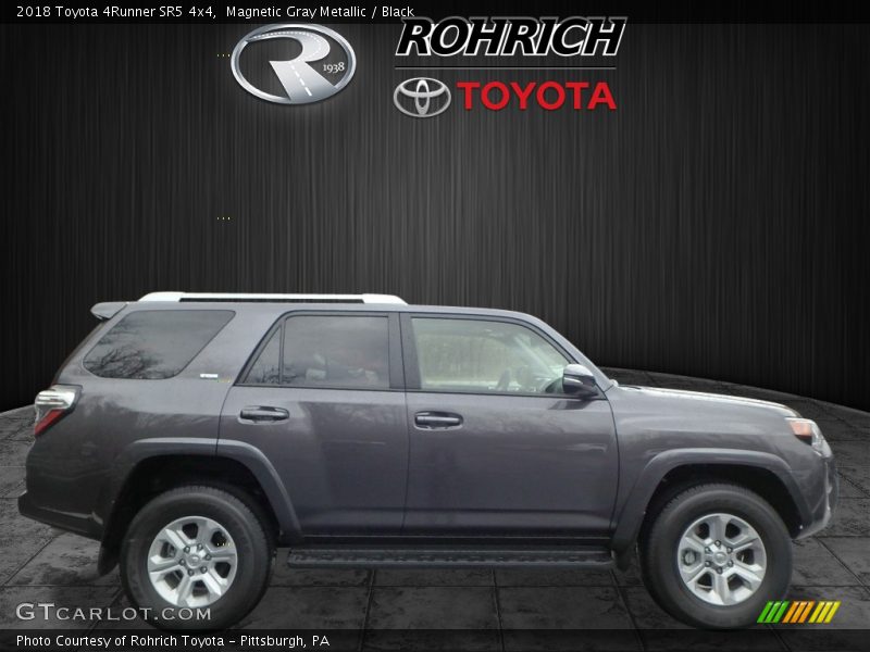 Magnetic Gray Metallic / Black 2018 Toyota 4Runner SR5 4x4