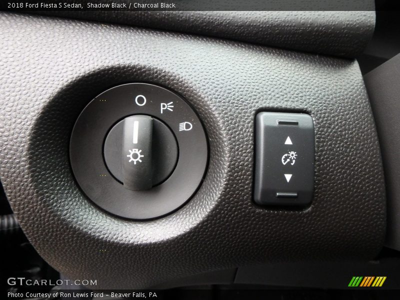 Shadow Black / Charcoal Black 2018 Ford Fiesta S Sedan