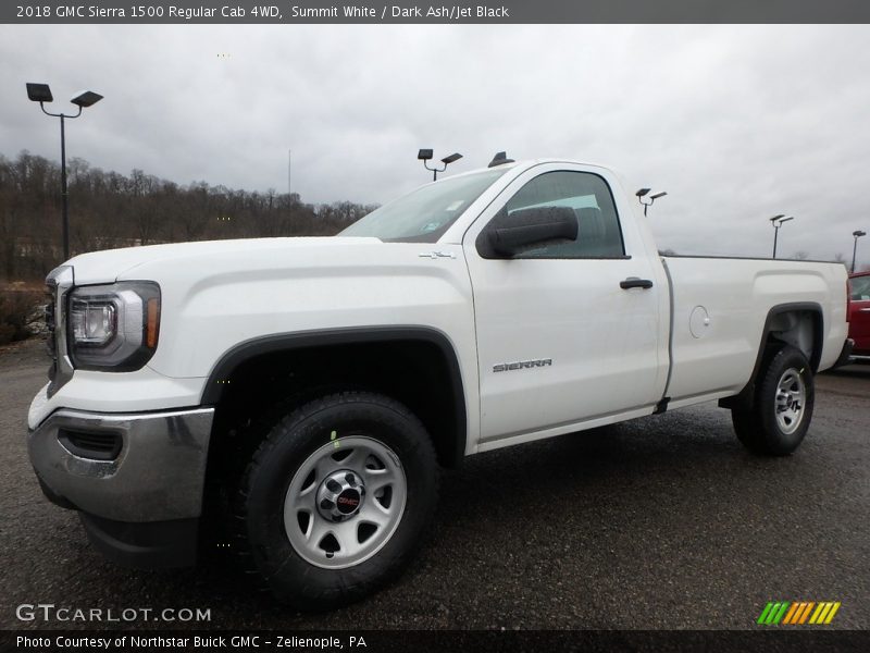 Front 3/4 View of 2018 Sierra 1500 Regular Cab 4WD