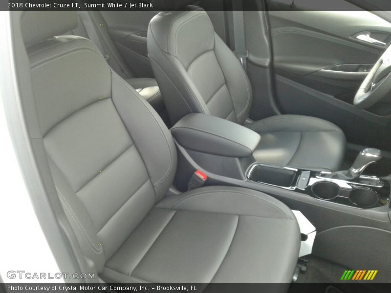 Summit White / Jet Black 2018 Chevrolet Cruze LT