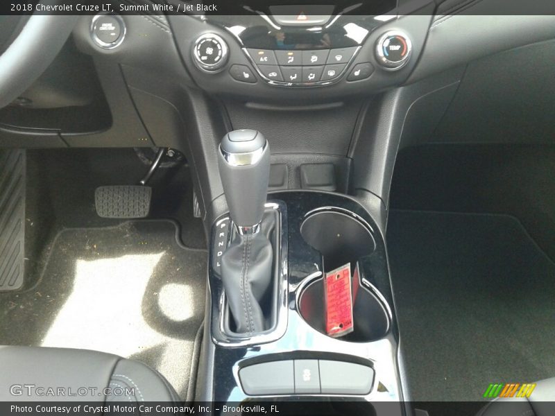 Summit White / Jet Black 2018 Chevrolet Cruze LT