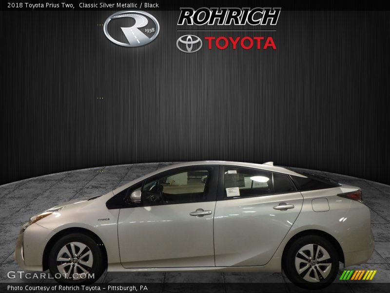 Classic Silver Metallic / Black 2018 Toyota Prius Two