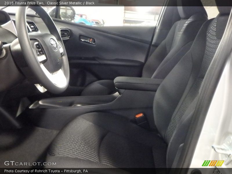 Classic Silver Metallic / Black 2018 Toyota Prius Two
