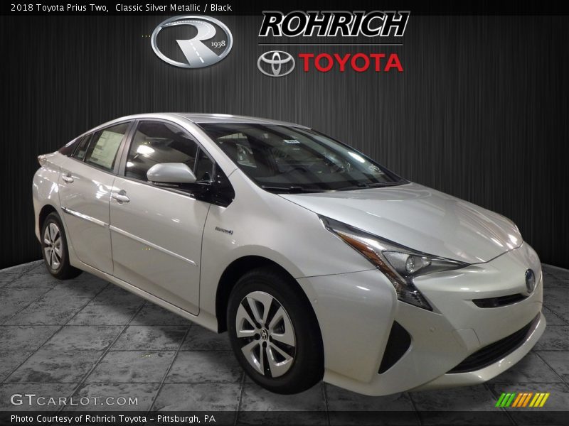 Classic Silver Metallic / Black 2018 Toyota Prius Two