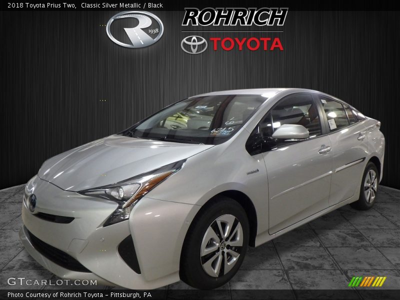 Classic Silver Metallic / Black 2018 Toyota Prius Two