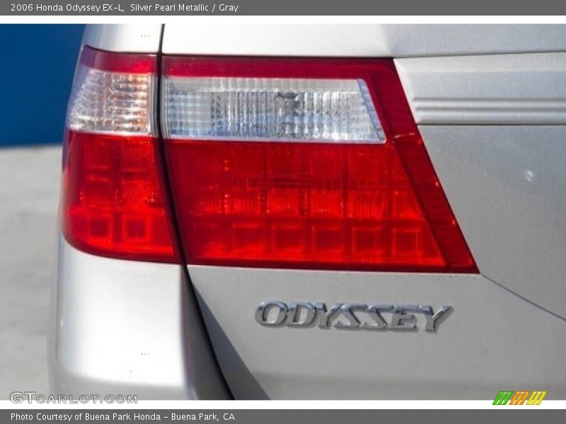 Silver Pearl Metallic / Gray 2006 Honda Odyssey EX-L