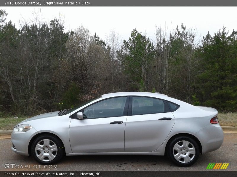 Bright Silver Metallic / Black 2013 Dodge Dart SE
