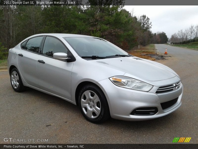 Bright Silver Metallic / Black 2013 Dodge Dart SE