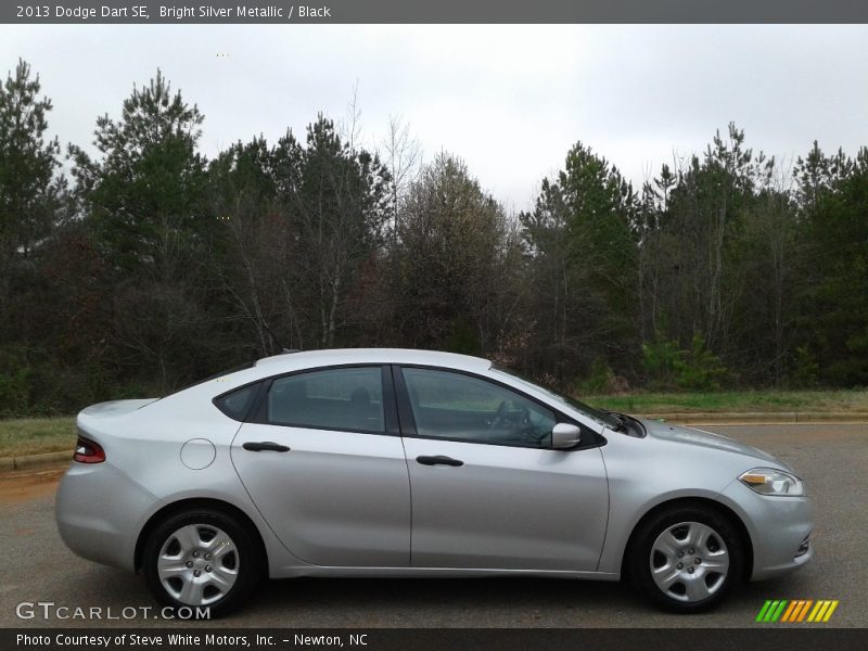 Bright Silver Metallic / Black 2013 Dodge Dart SE