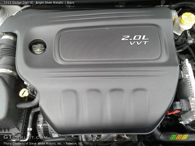 Bright Silver Metallic / Black 2013 Dodge Dart SE