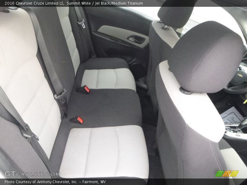 Summit White / Jet Black/Medium Titanium 2016 Chevrolet Cruze Limited LS