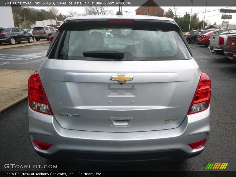 Silver Ice Metallic / Jet Black/Light Ash Gray 2018 Chevrolet Trax LS AWD