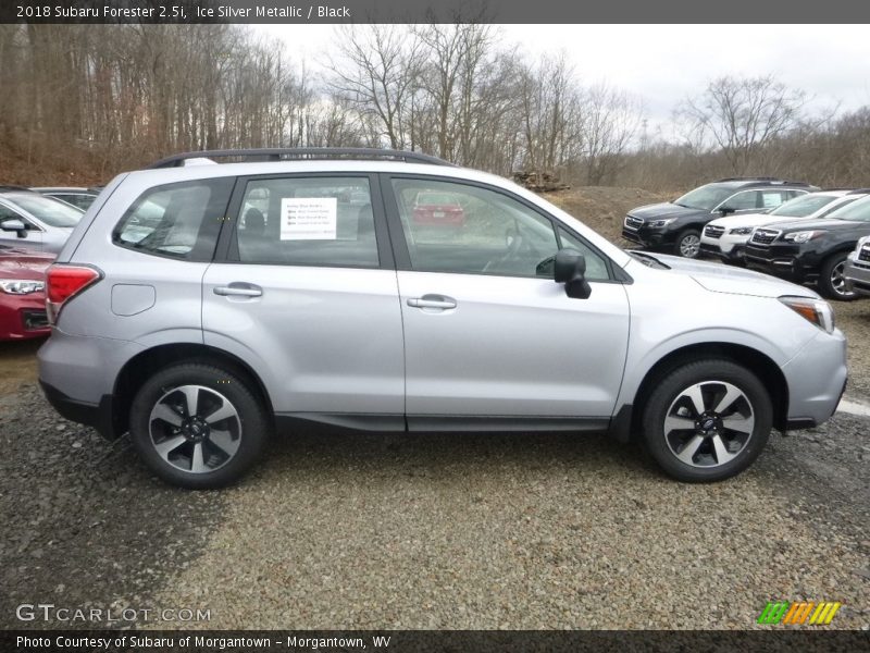 Ice Silver Metallic / Black 2018 Subaru Forester 2.5i