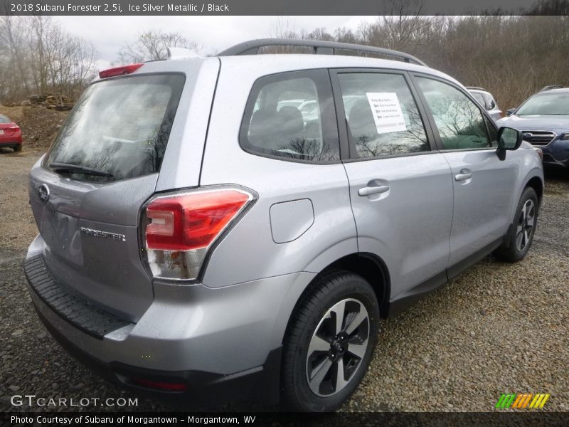 Ice Silver Metallic / Black 2018 Subaru Forester 2.5i