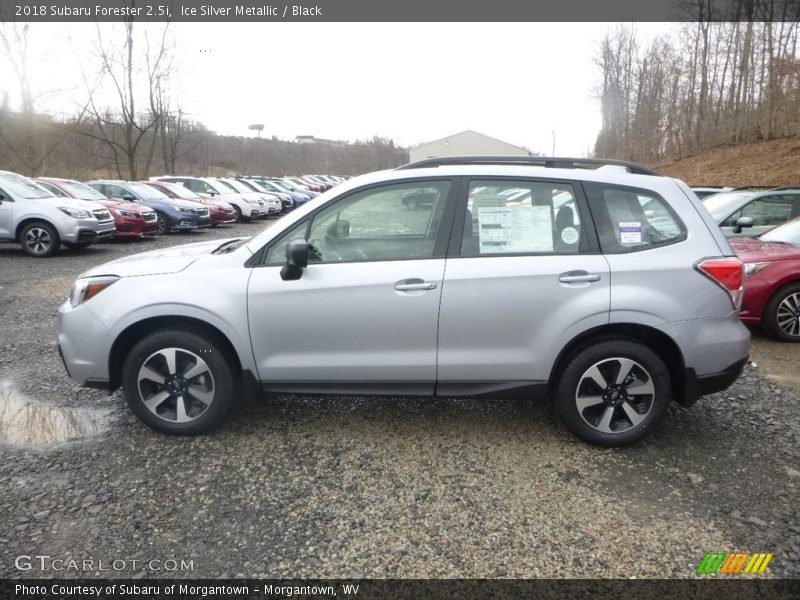 Ice Silver Metallic / Black 2018 Subaru Forester 2.5i