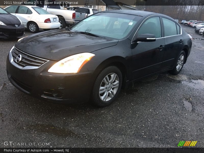 Super Black / Charcoal 2011 Nissan Altima 2.5 S