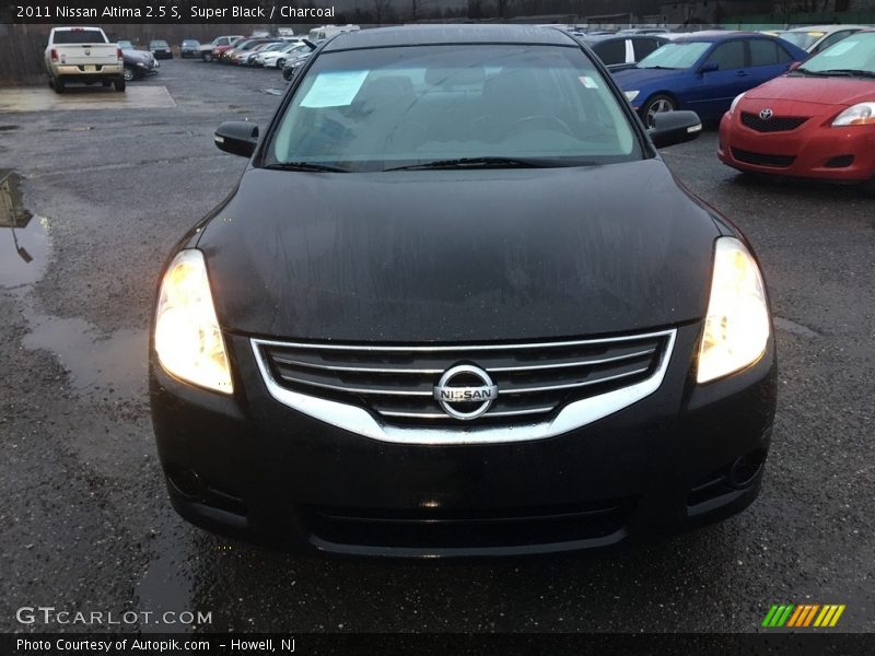 Super Black / Charcoal 2011 Nissan Altima 2.5 S