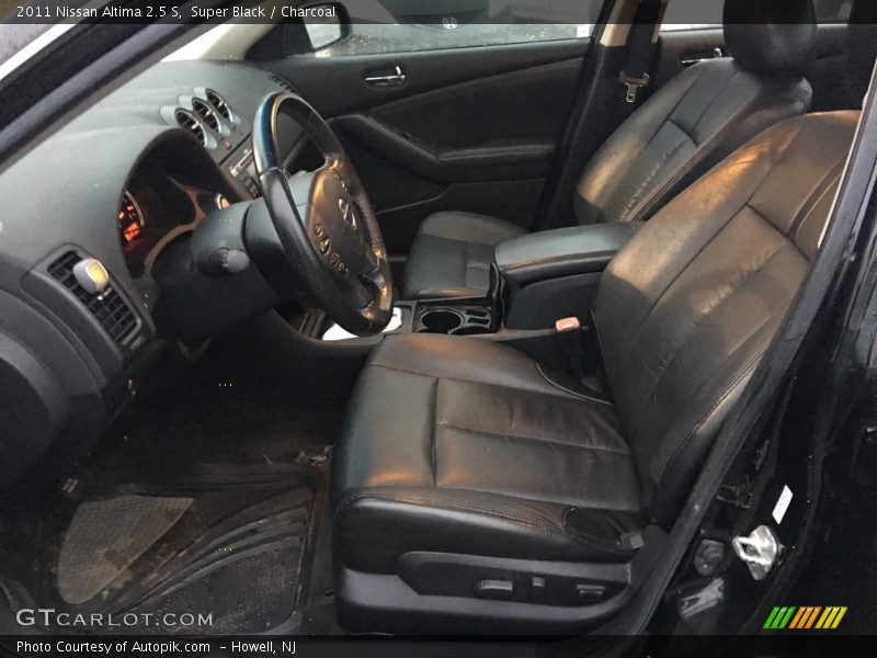 Super Black / Charcoal 2011 Nissan Altima 2.5 S