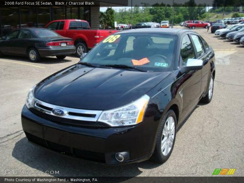 Black / Charcoal Black 2008 Ford Focus SE Sedan