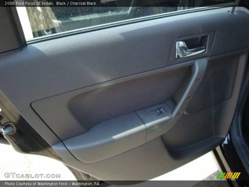 Black / Charcoal Black 2008 Ford Focus SE Sedan