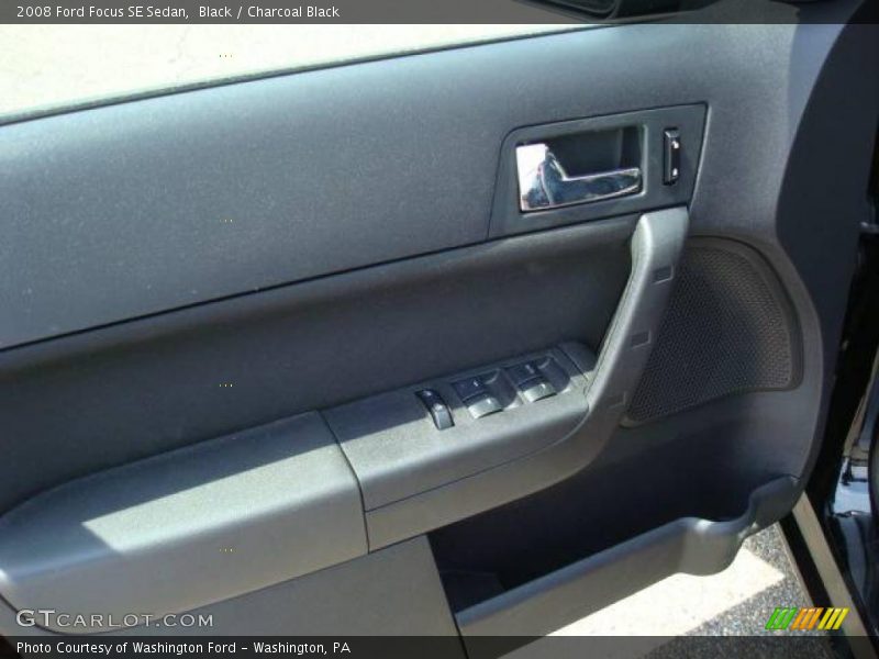 Black / Charcoal Black 2008 Ford Focus SE Sedan