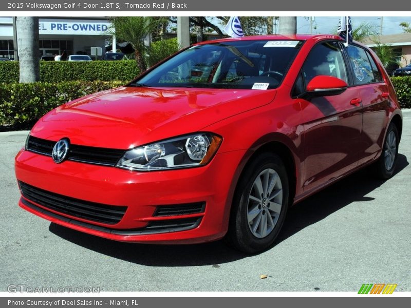 Tornado Red / Black 2015 Volkswagen Golf 4 Door 1.8T S