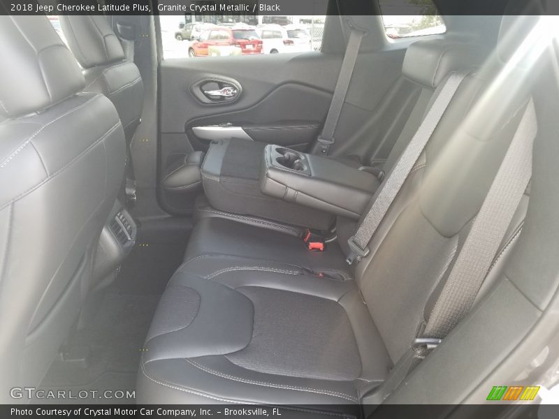 Granite Crystal Metallic / Black 2018 Jeep Cherokee Latitude Plus
