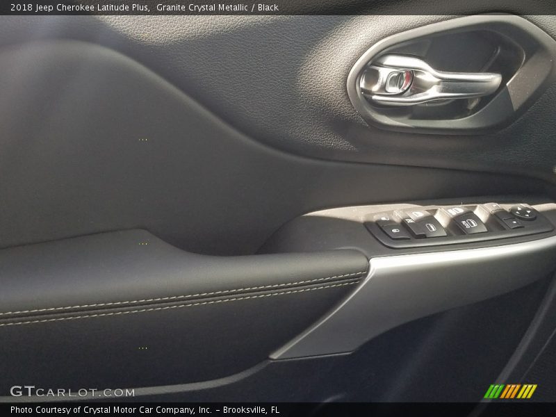Granite Crystal Metallic / Black 2018 Jeep Cherokee Latitude Plus