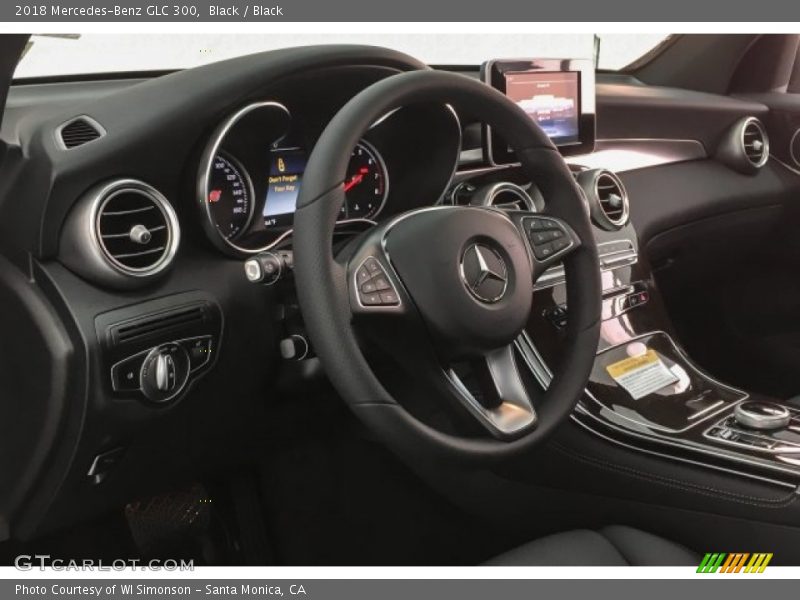 Black / Black 2018 Mercedes-Benz GLC 300