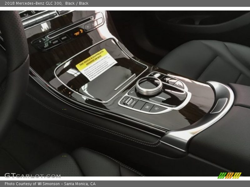 Black / Black 2018 Mercedes-Benz GLC 300