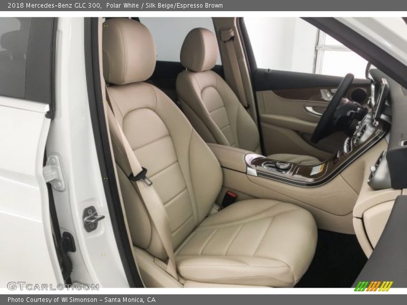 Polar White / Silk Beige/Espresso Brown 2018 Mercedes-Benz GLC 300