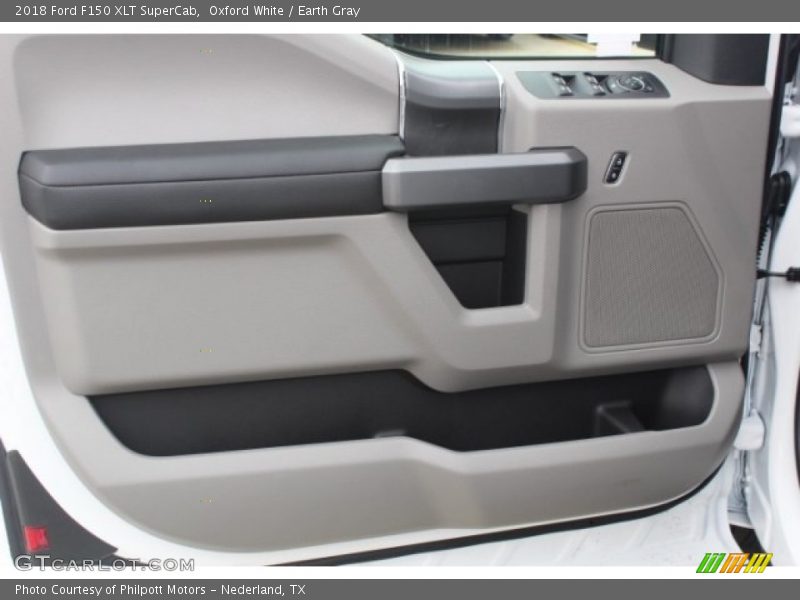 Oxford White / Earth Gray 2018 Ford F150 XLT SuperCab