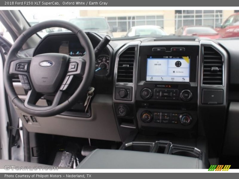 Oxford White / Earth Gray 2018 Ford F150 XLT SuperCab