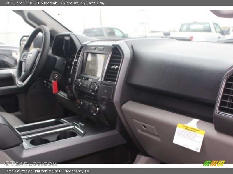 Oxford White / Earth Gray 2018 Ford F150 XLT SuperCab