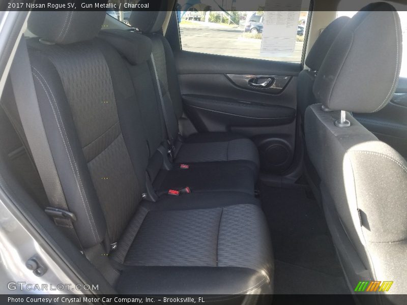 Gun Metallic / Charcoal 2017 Nissan Rogue SV