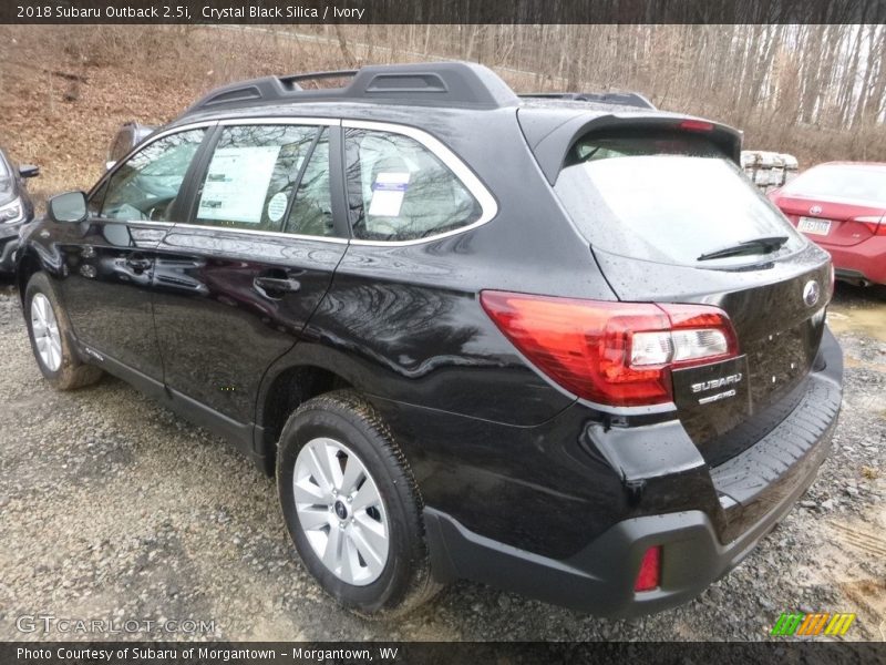 Crystal Black Silica / Ivory 2018 Subaru Outback 2.5i
