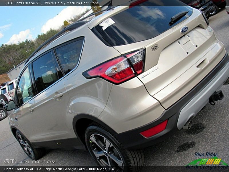 White Gold / Medium Light Stone 2018 Ford Escape SEL