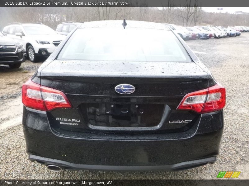 Crystal Black Silica / Warm Ivory 2018 Subaru Legacy 2.5i Premium