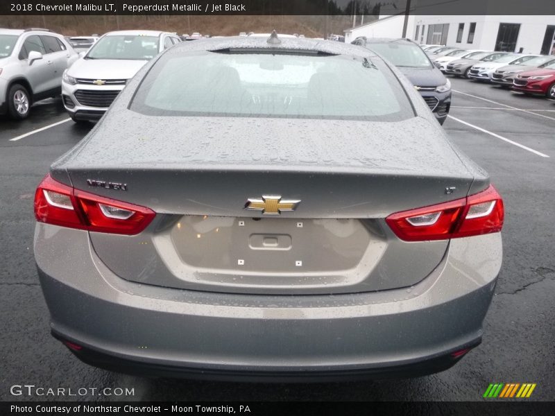 Pepperdust Metallic / Jet Black 2018 Chevrolet Malibu LT
