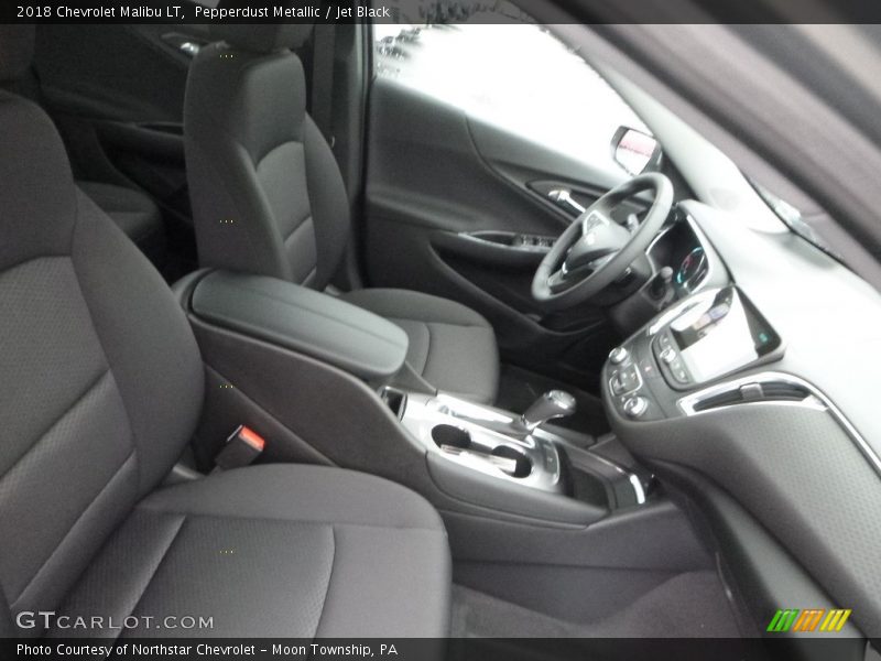 Pepperdust Metallic / Jet Black 2018 Chevrolet Malibu LT