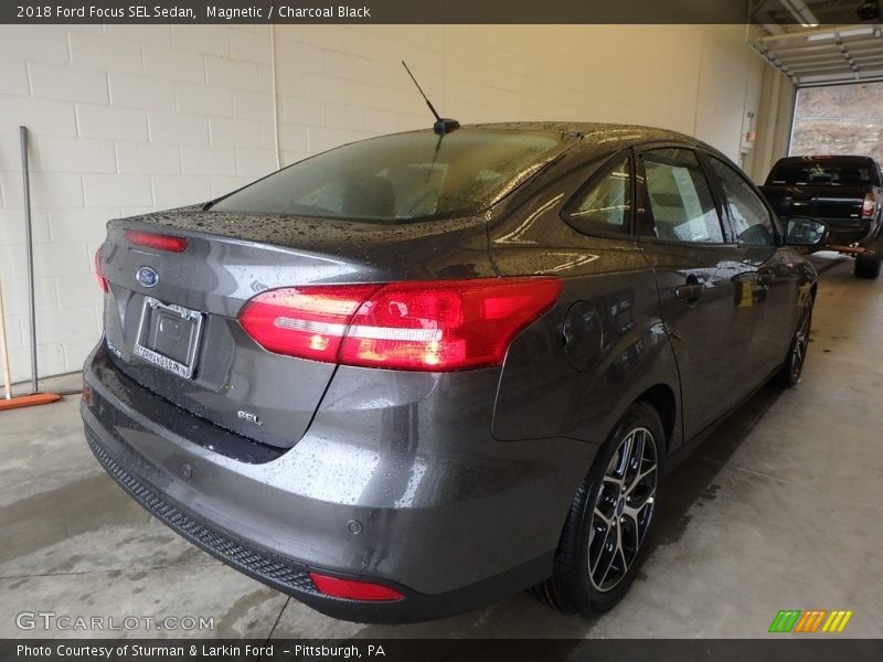 Magnetic / Charcoal Black 2018 Ford Focus SEL Sedan