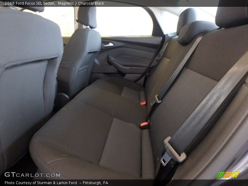 Magnetic / Charcoal Black 2018 Ford Focus SEL Sedan