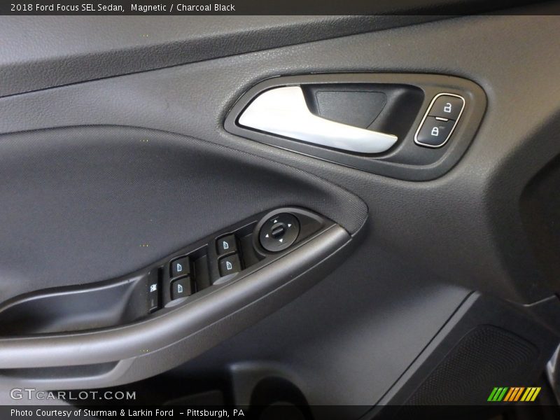 Magnetic / Charcoal Black 2018 Ford Focus SEL Sedan