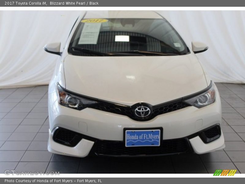 Blizzard White Pearl / Black 2017 Toyota Corolla iM