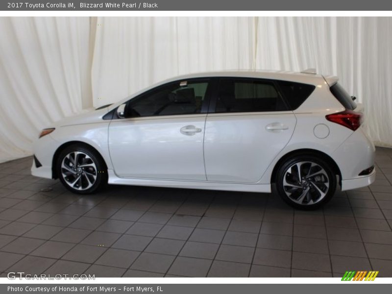 Blizzard White Pearl / Black 2017 Toyota Corolla iM