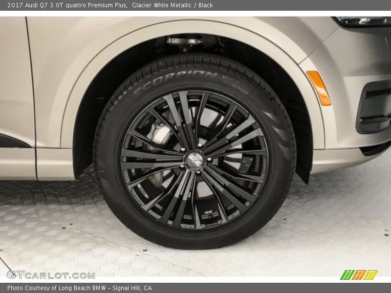 Glacier White Metallic / Black 2017 Audi Q7 3.0T quattro Premium Plus