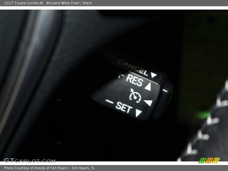 Blizzard White Pearl / Black 2017 Toyota Corolla iM